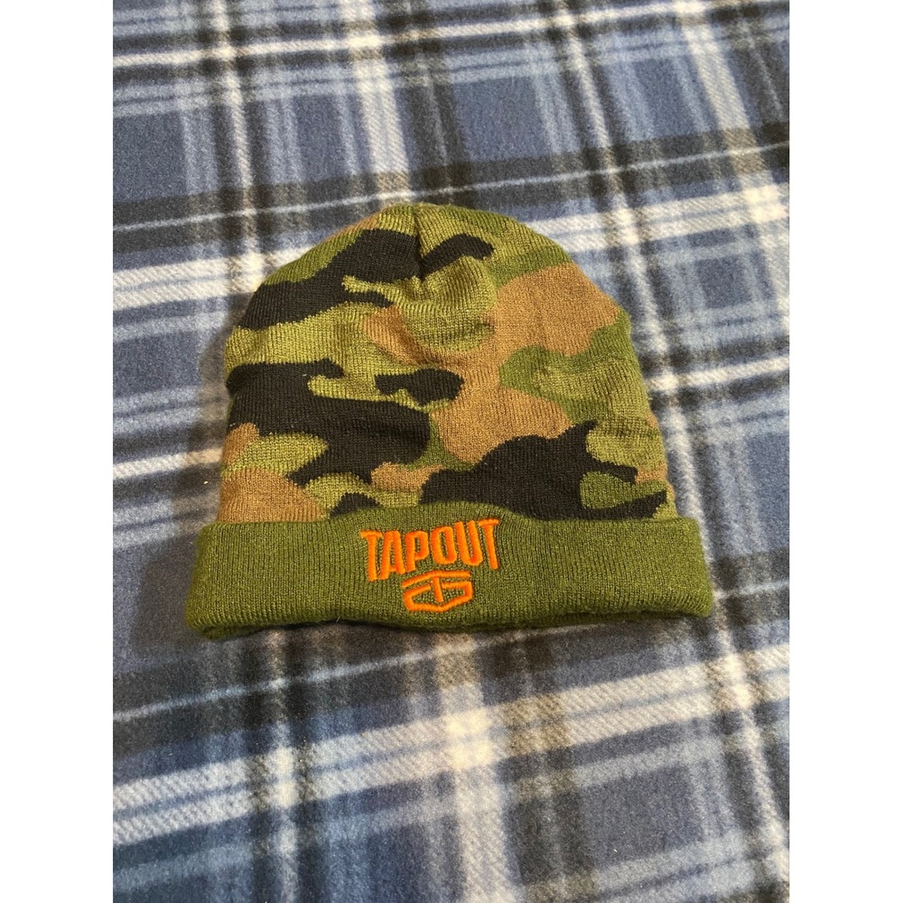 Tapout Mens Beanie Hat Camo Green Orange Embroidered Logo Knit OSFM‎ 370-F22-780